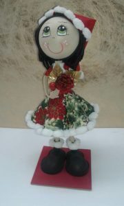 fofucha-navidena-realizada-con-goma-eva-y-tela